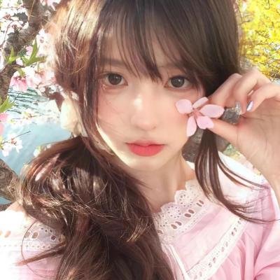 在她们眼中